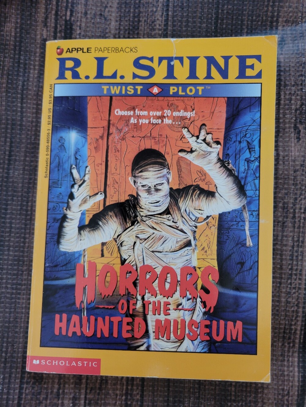 Huge Lot Of Vintage RL STINE GOOSEBUMPS Books! 90's Kid Nostalgia - Picture 13 of 15
